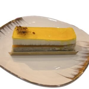 Signature Mango Cake Vanilla Pistachio